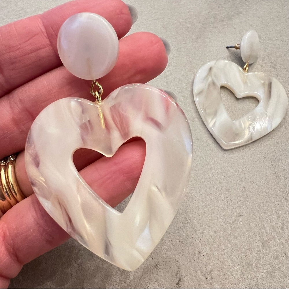 Drop Heart Earrings for Valentines Day, White Marbled Acetate‎ - Picture 3 of 7
